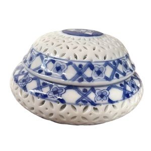 Vintage Blue & White Incense/ Popourri Dish with Lid Ceramic Bowl